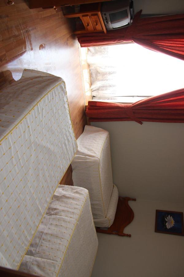 צ'יפיונה Hostal Cristina מראה חיצוני תמונה